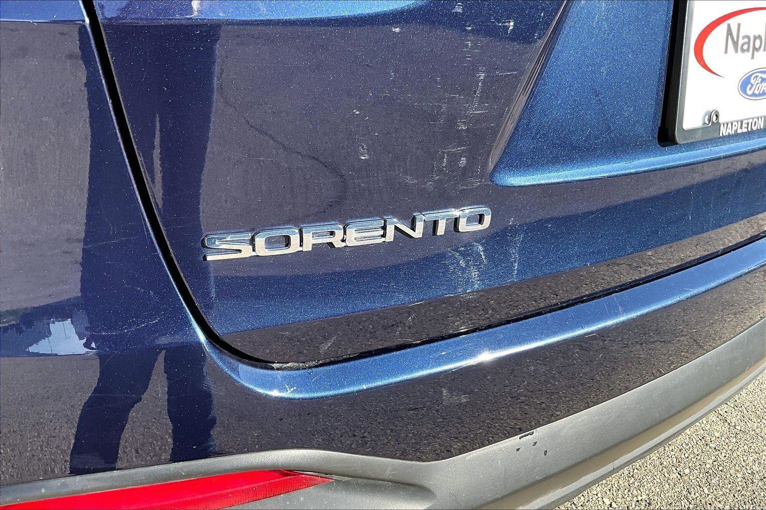 Used 2018 Kia Sorento AWD image 9