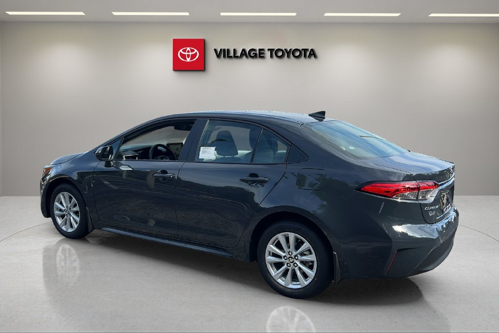 New 2027 Toyota Corolla LE w/ LE Premium Package FWD image 3