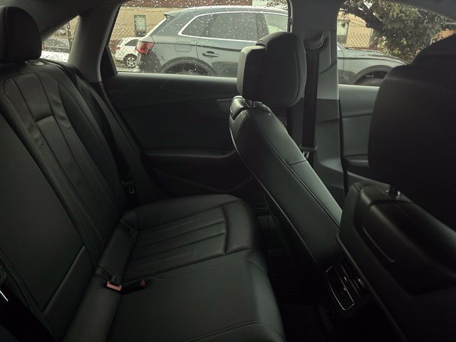 Used 2021 Audi A4 2.0T Premium w/ Convenience Package AWD/4WD image 9