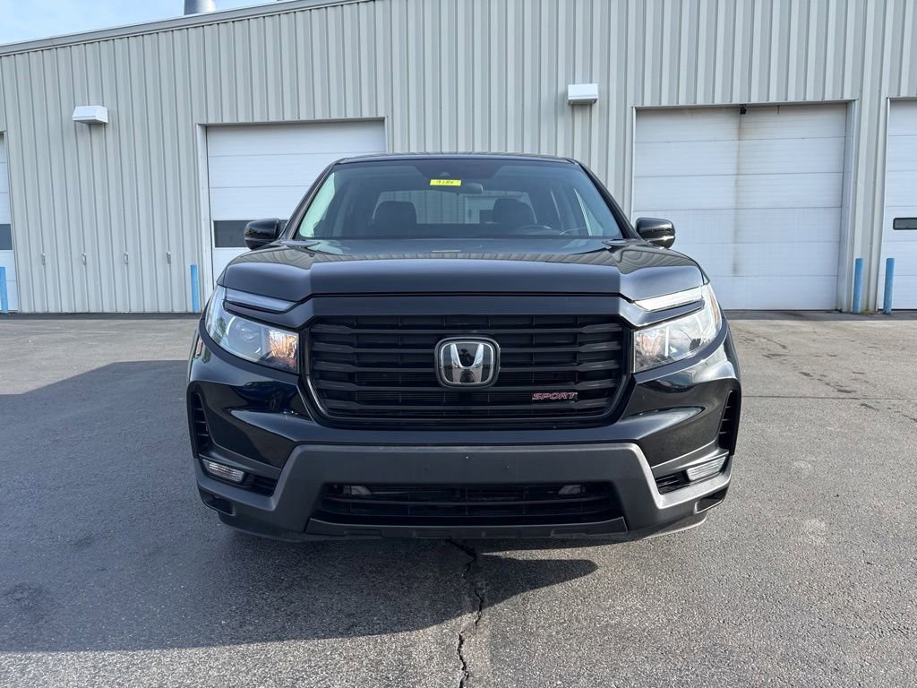 Used 2023 Honda Ridgeline Sport image 2