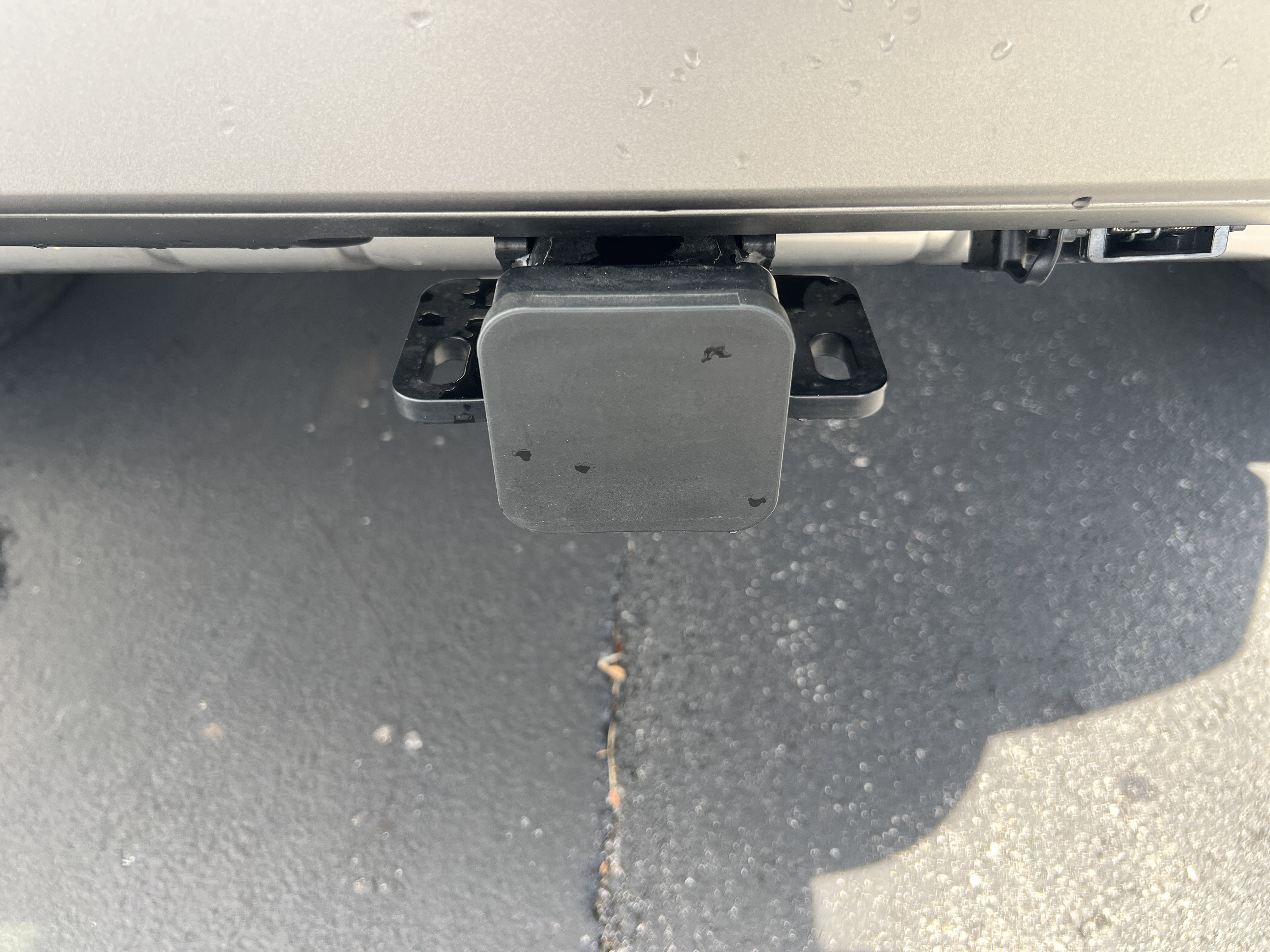 New 2025 Land Rover Defender 90 X-Dynamic SE image 32