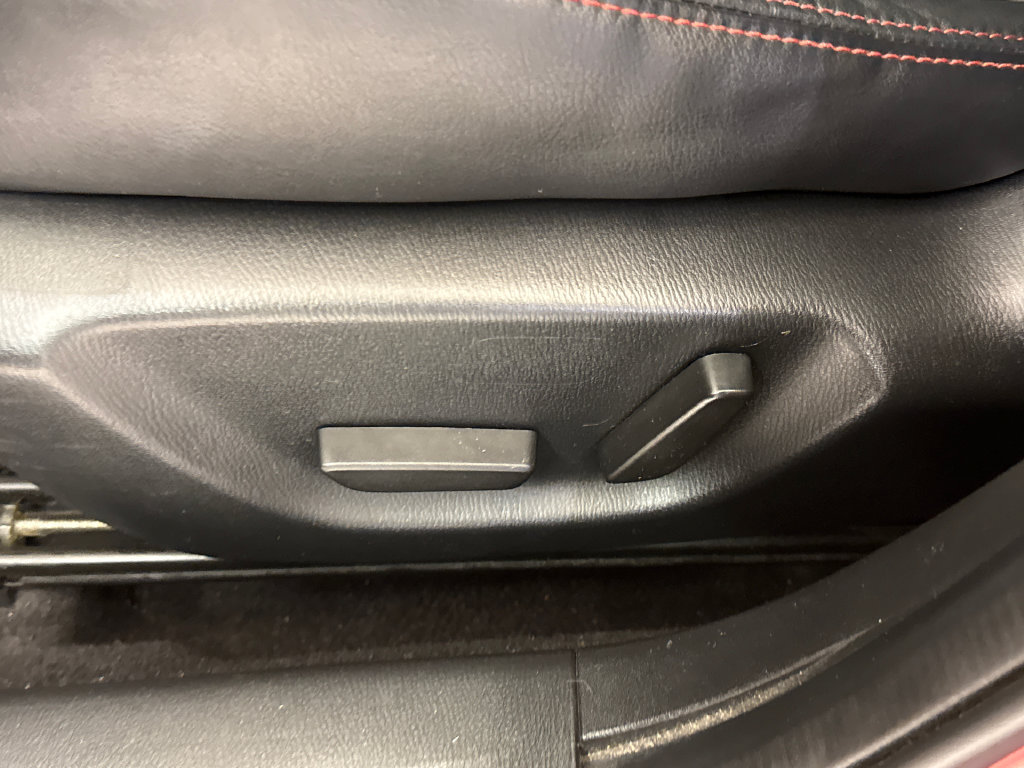 Used 2015 MAZDA MAZDA3 i Grand Touring w/ Appearance Package FWD image 21