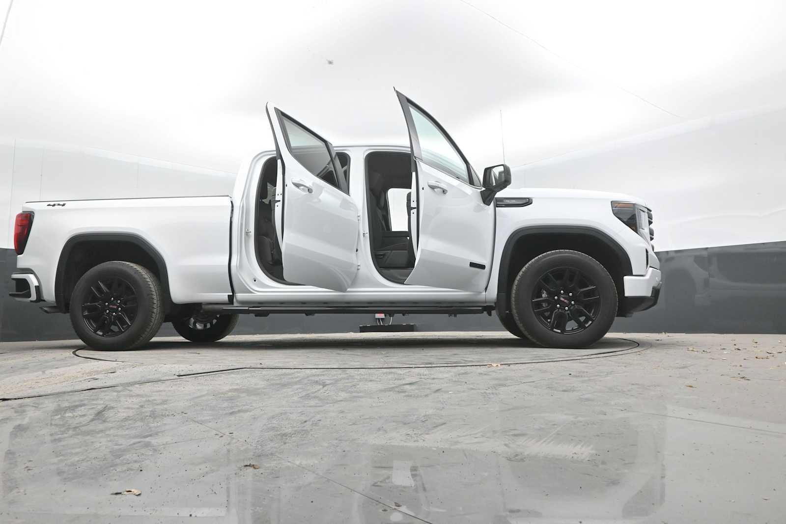 New 2026 GMC Sierra 1500 Elevation w/ Preferred Package AWD/4WD image 54