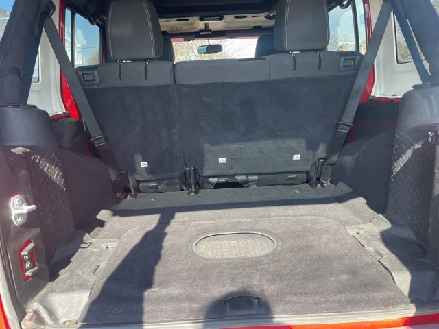 Used 2015 Jeep Wrangler Unlimited Sahara w/ Max Tow Package image 12