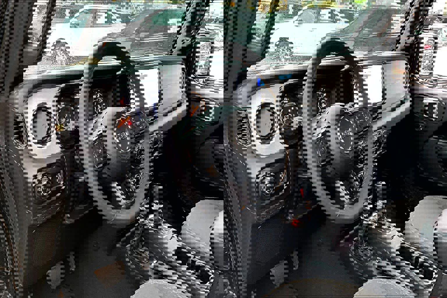 Certified 2024 Jeep Gladiator Sport image 14