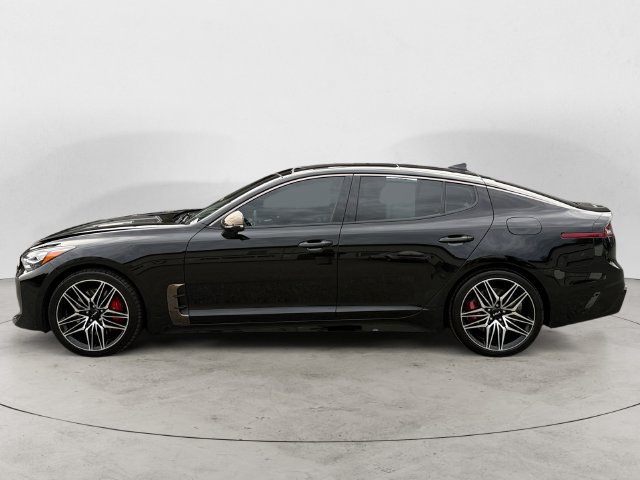 Used 2022 Kia Stinger GT2 AWD/4WD image 8
