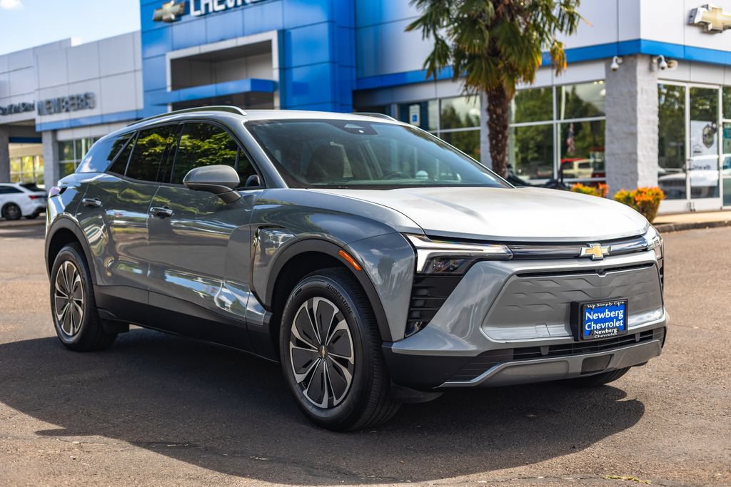 Used 2024 Chevrolet Blazer EV LT AWD/4WD image 6