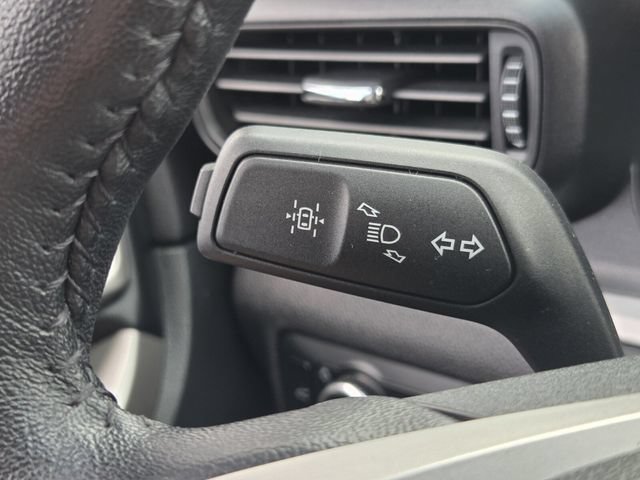 Certified 2024 Ford Explorer XLT RWD image 34