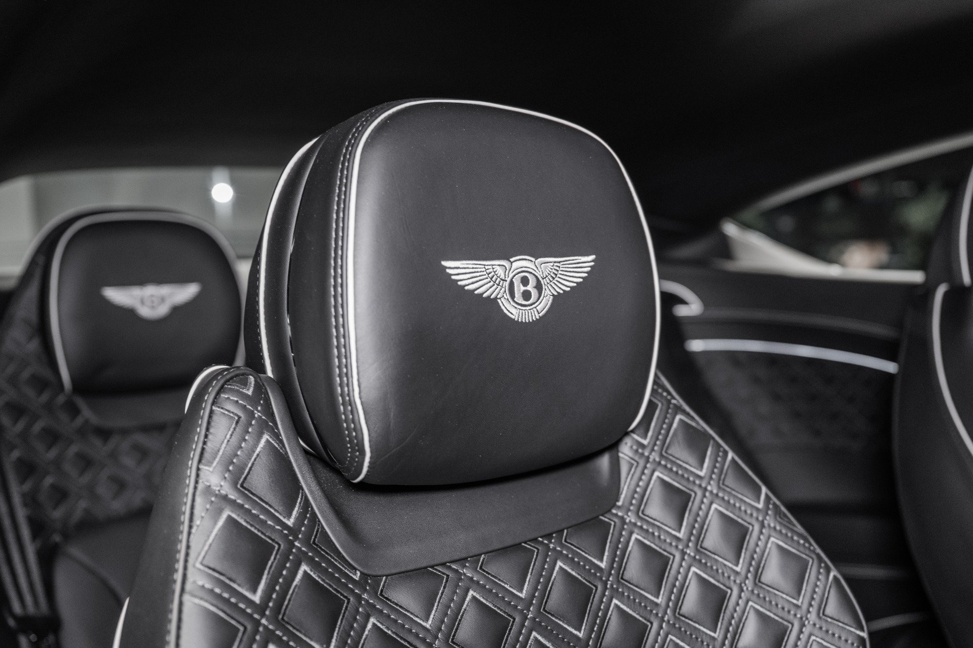 Used 2020 Bentley Continental GT AWD/4WD image 43
