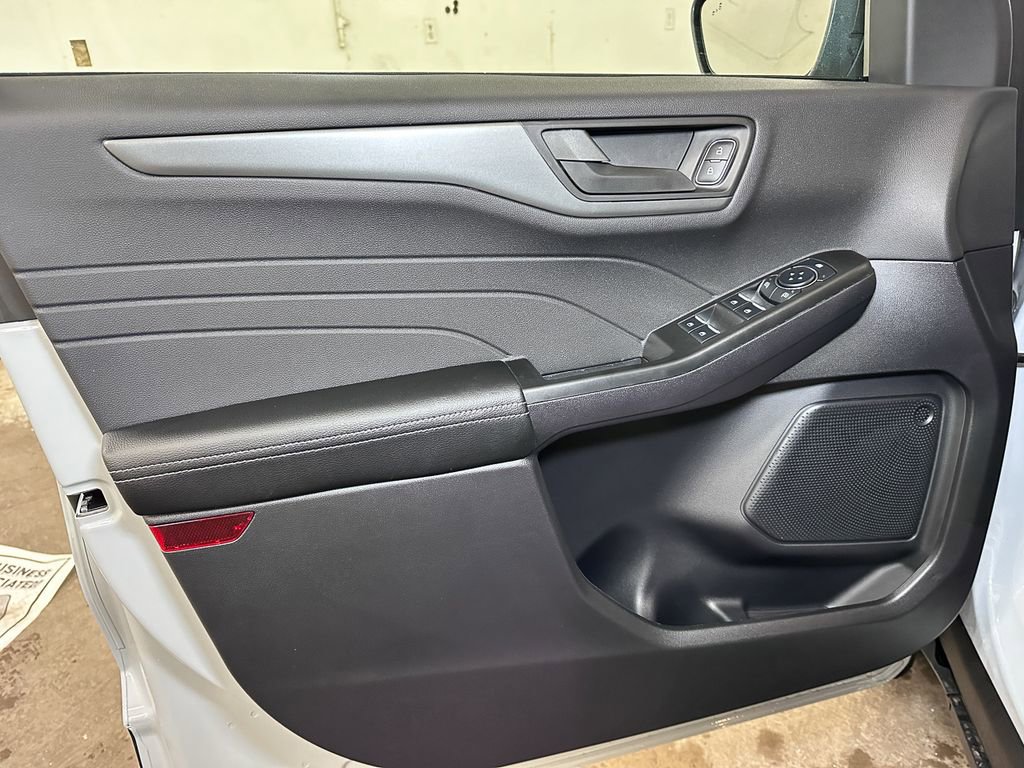 New 2026 Ford Escape Active w/ Cold Weather Package image 15
