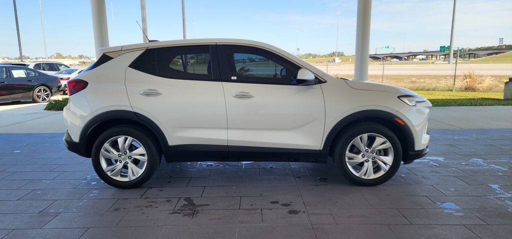 Used 2024 Buick Encore GX Preferred image 5