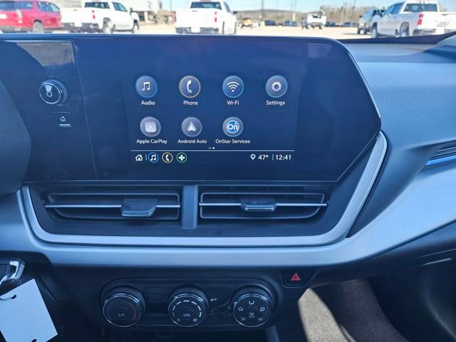 Used 2025 Chevrolet Trax LS image 18