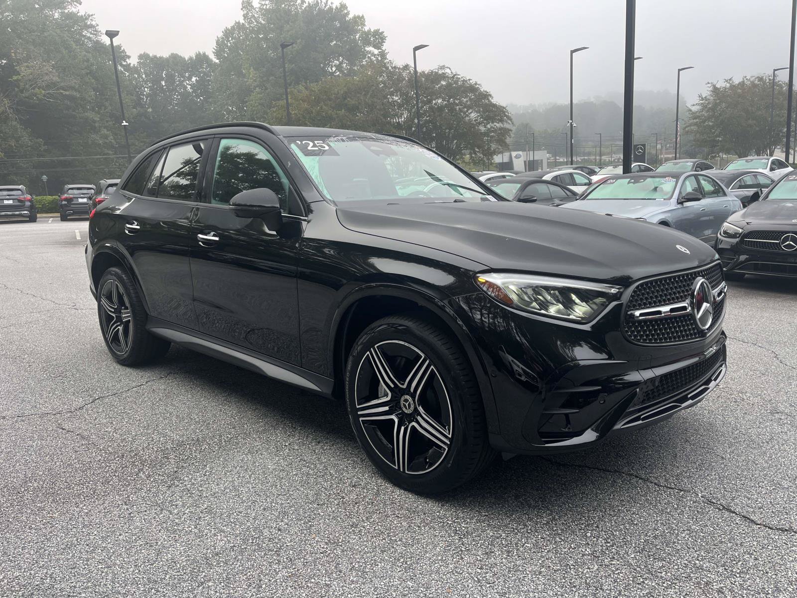 Certified 2025 Mercedes-Benz GLC 300 image 5