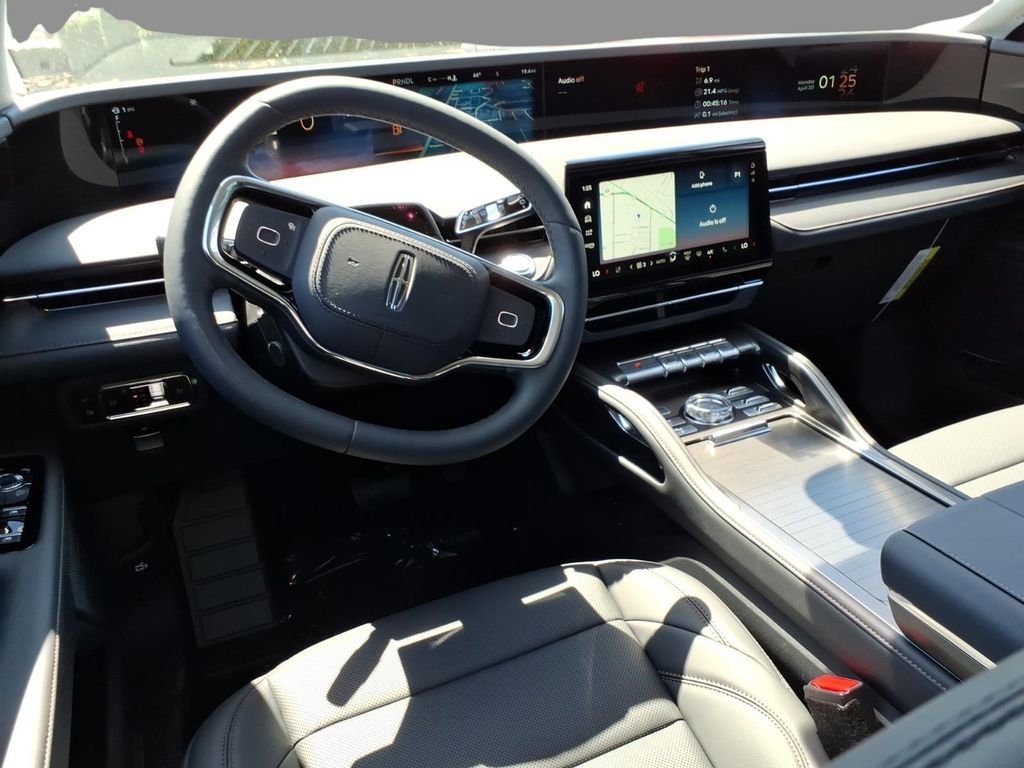 New 2026 Lincoln Nautilus Premier image 6