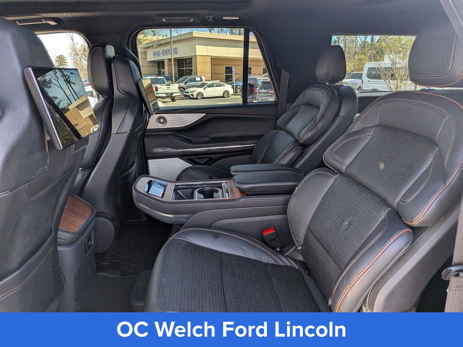 Certified 2025 Lincoln Navigator L Black Label image 17