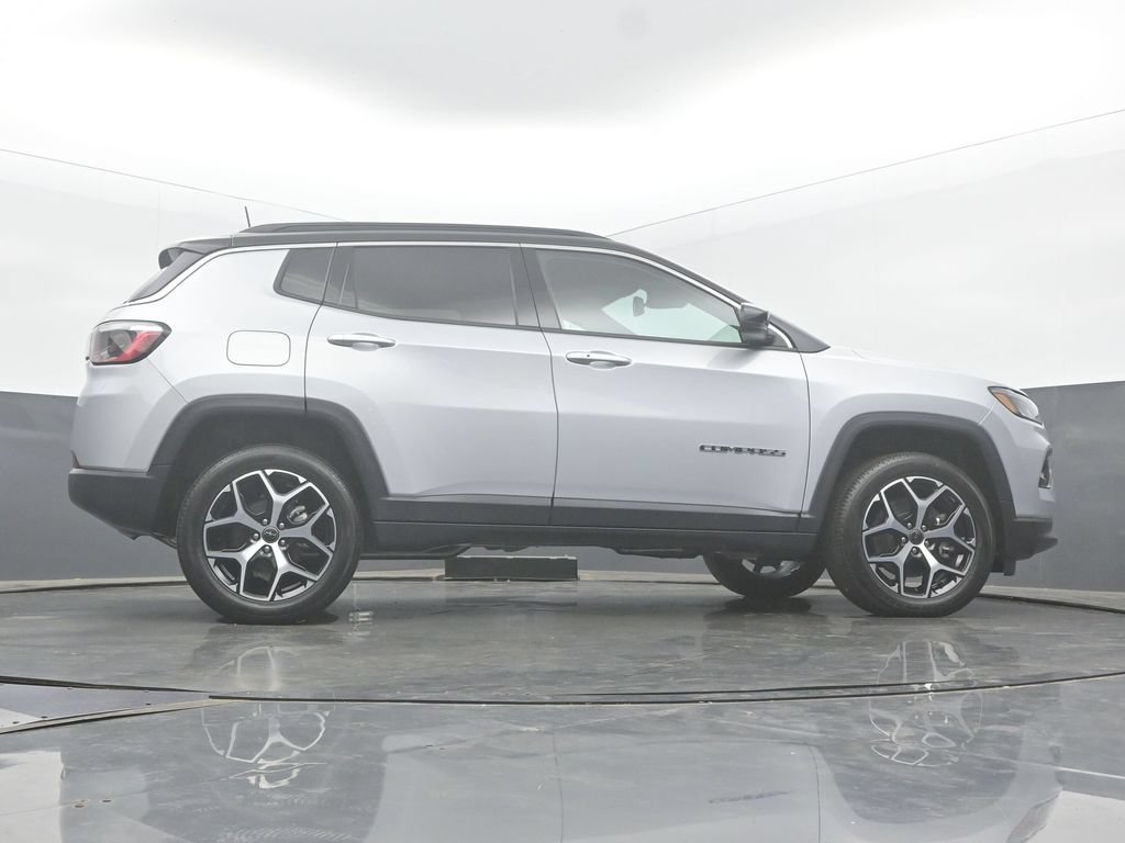 New 2026 Jeep Compass Limited w/ Sun, Sound & Navigation Group AWD/4WD image 50