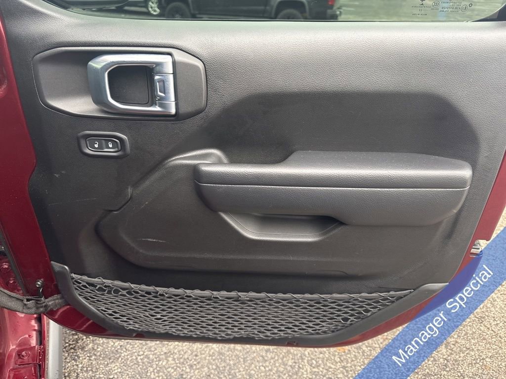 Used 2022 Jeep Wrangler Willys image 34