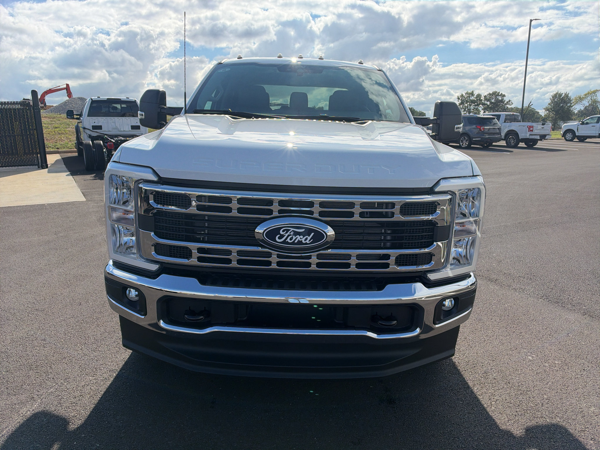 New 2027 Ford F250 XLT AWD/4WD image 2