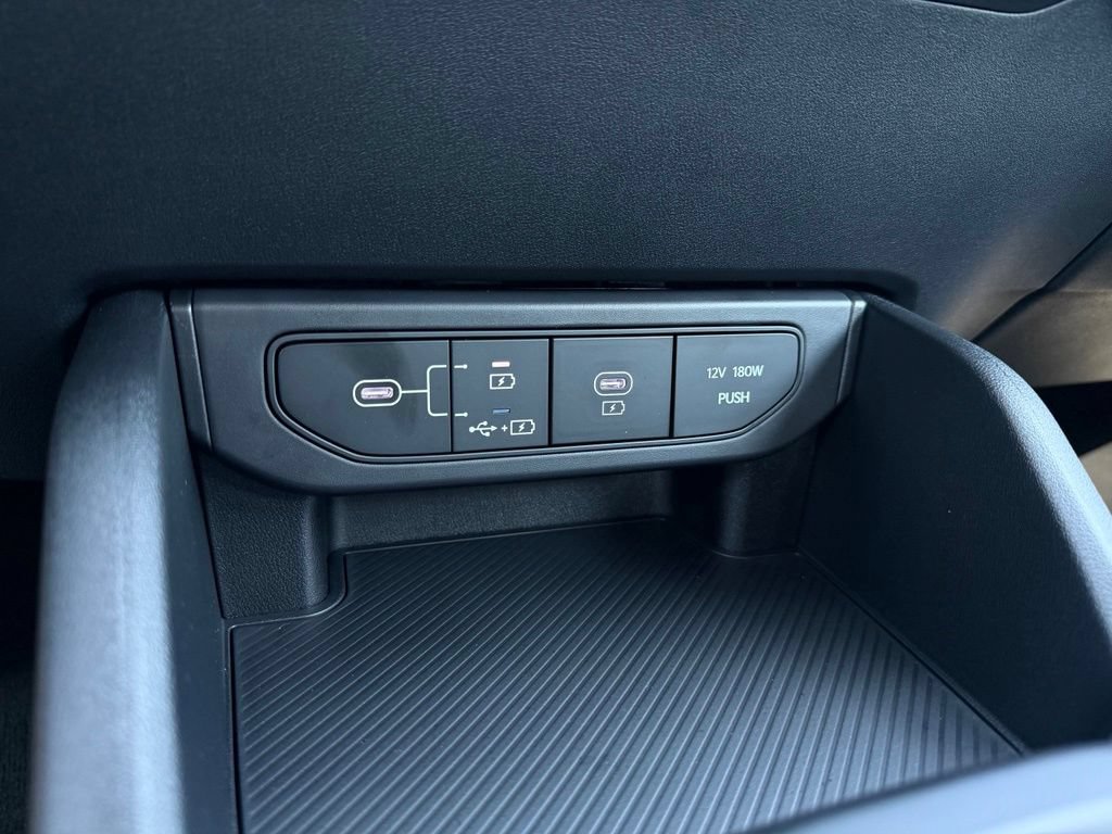 New 2026 Kia K4 FWD image 22