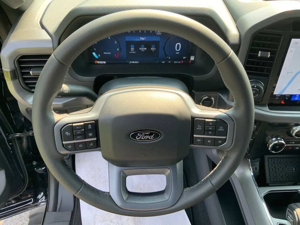 New 2026 Ford F150 XLT w/ Equipment Group 302A MID AWD/4WD image 18