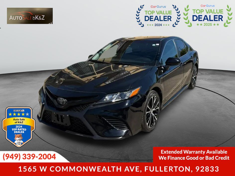 Used 2019 Toyota Camry SE FWD image 1