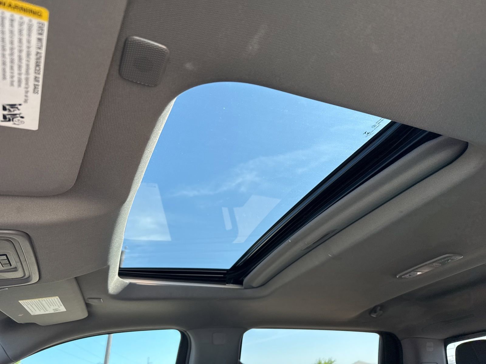 Used 2023 GMC Sierra 1500 SLT image 16