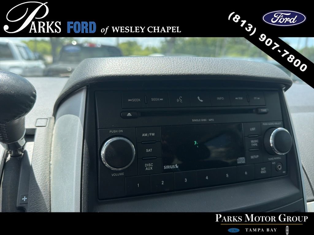 Used 2010 Dodge Grand Caravan SXT FWD image 5