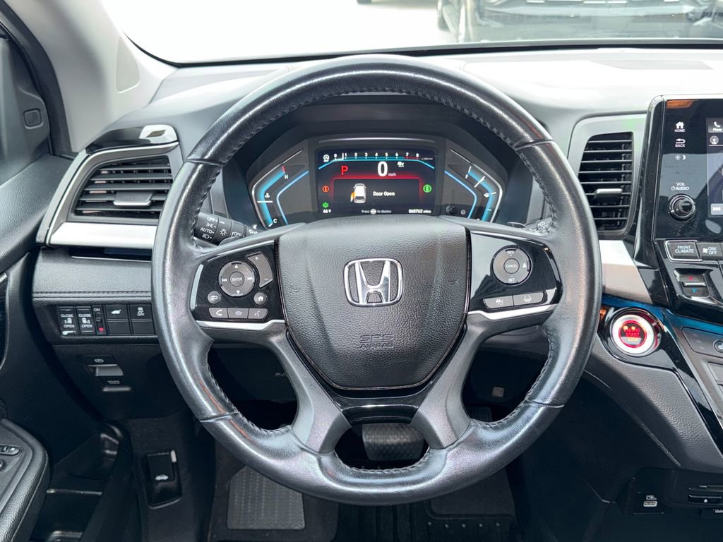 Used 2022 Honda Odyssey Touring image 14