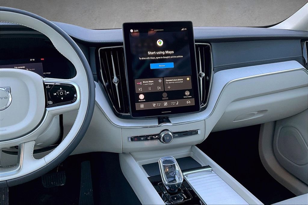 New 2026 Volvo XC60 T8 Ultra w/ Protection Package Premier image 6