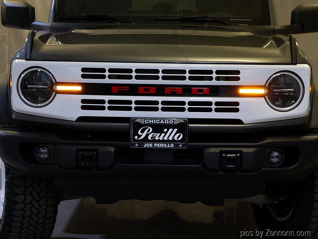 Used 2025 Ford Bronco Heritage Edition AWD/4WD image 6
