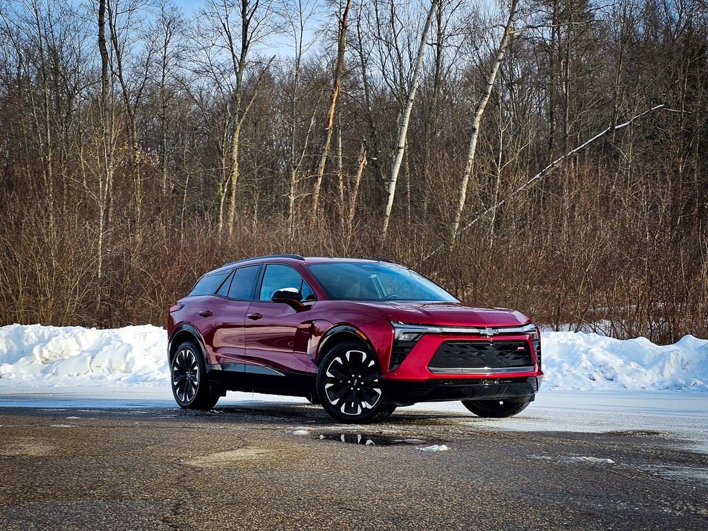 Certified 2024 Chevrolet Blazer EV RS image 2