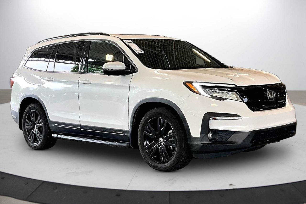 Used 2022 Honda Pilot Black Edition image 2
