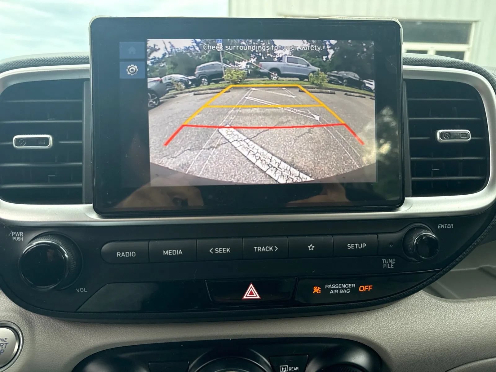 Used 2024 Hyundai Venue SEL FWD image 22