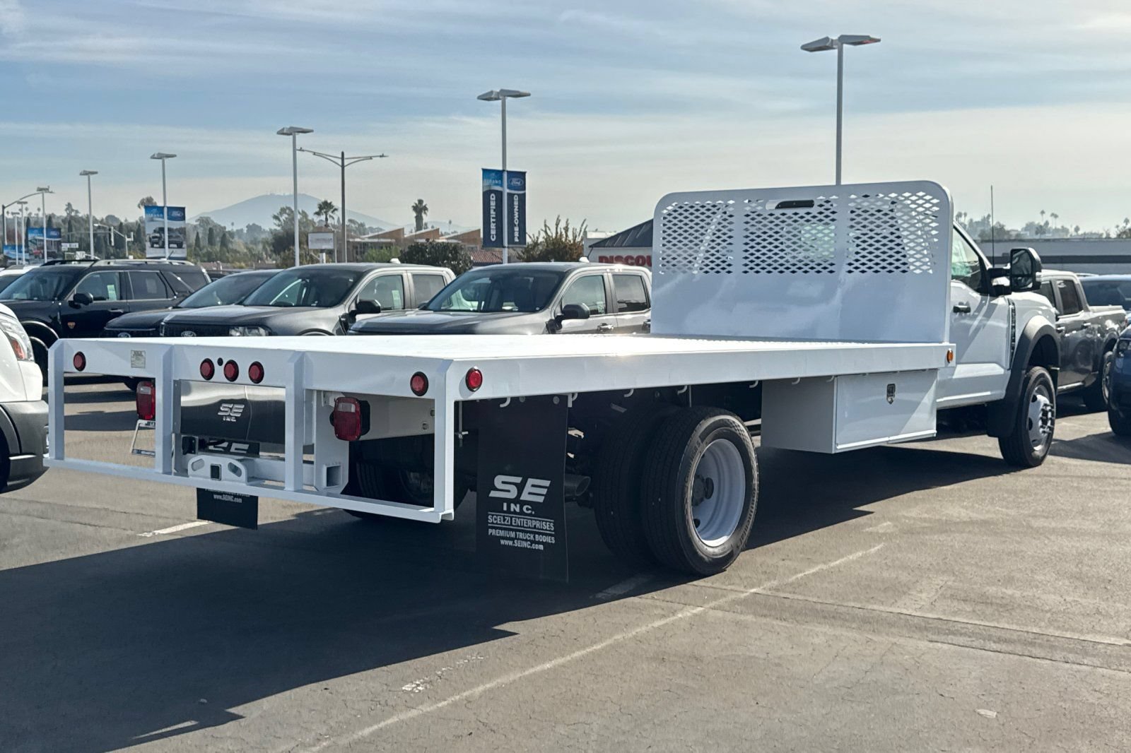 New 2024 Ford F550 2WD Regular Cab Super Duty image 3