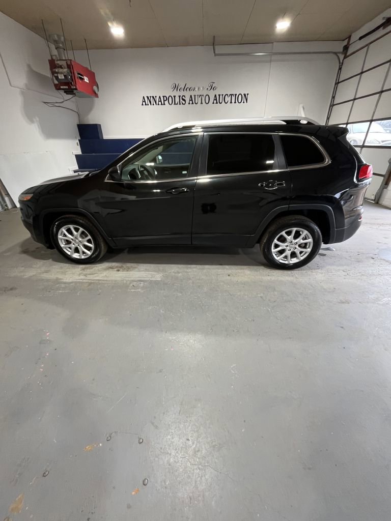 Used 2014 Jeep Cherokee Latitude w/ Comfort/Convenience Group image 1