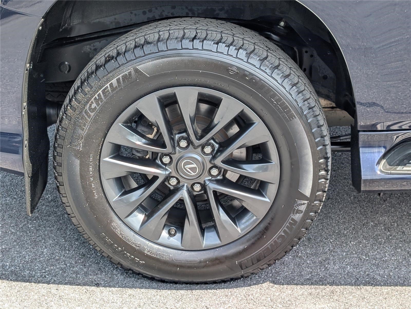 Used 2023 Lexus GX 460 Premium w/ Premium Plus Package AWD/4WD image 10