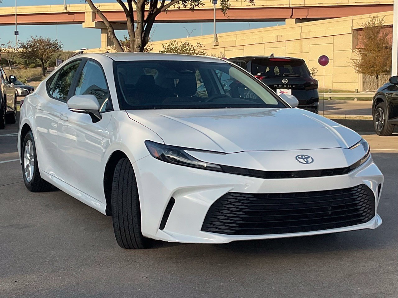 Used 2025 Toyota Camry LE FWD image 3