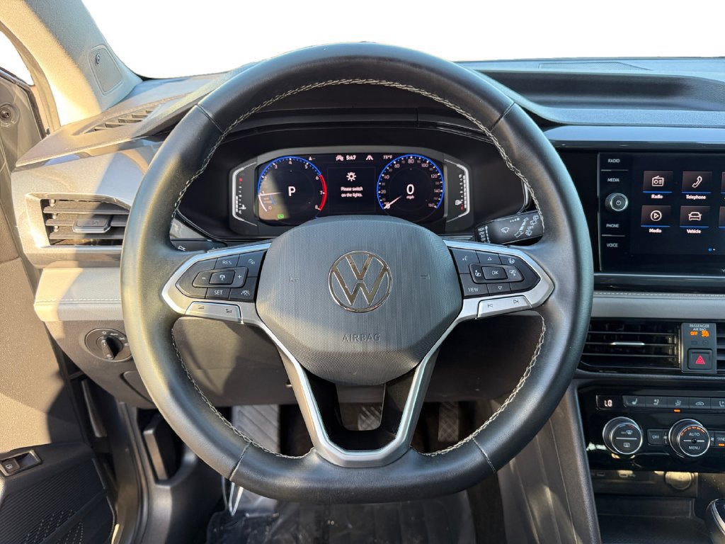 Used 2022 Volkswagen Taos SEL AWD/4WD image 12