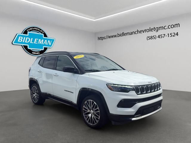 Used 2023 Jeep Compass Limited w/ Elite Group AWD/4WD image 1