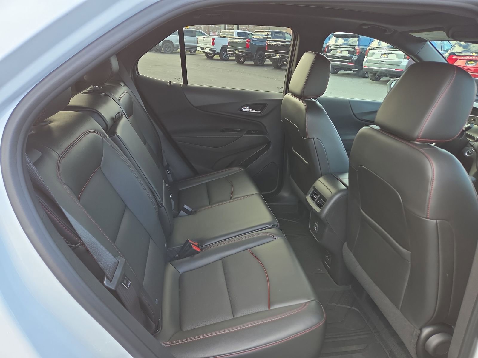 Used 2022 Chevrolet Equinox RS w/ RS Leather Package image 13