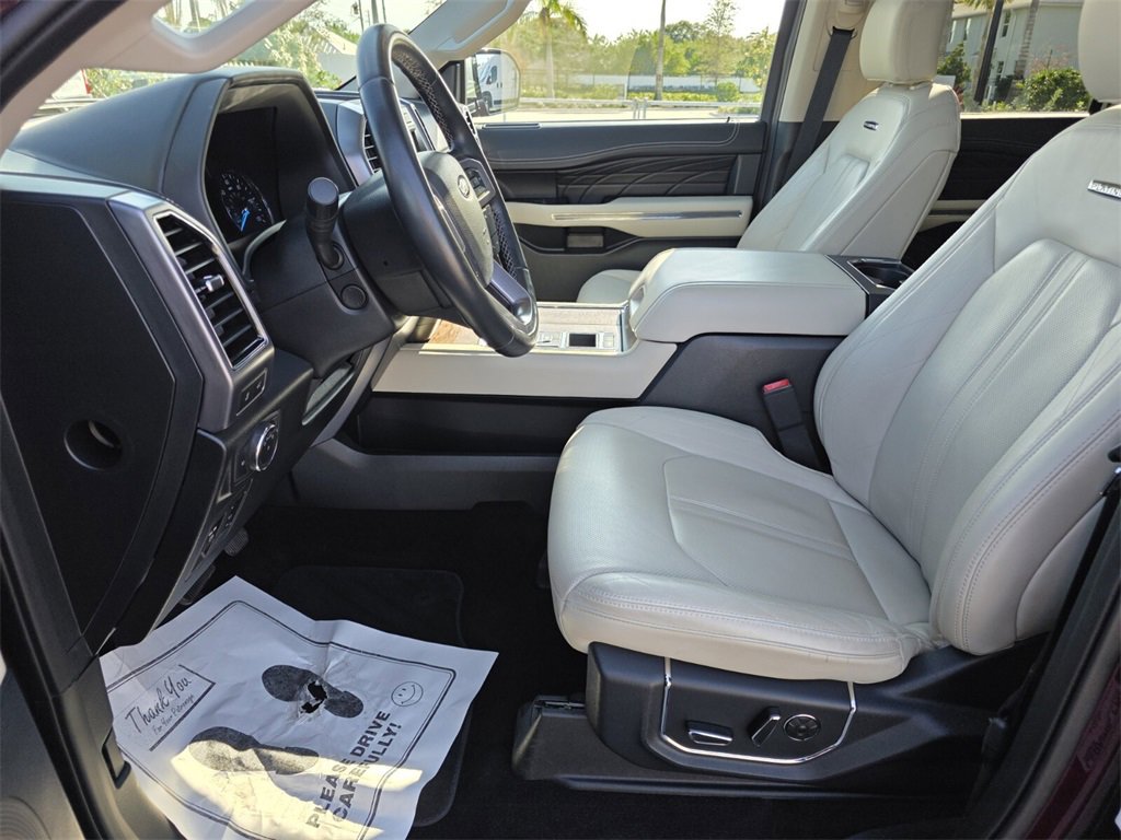 Used 2020 Ford Expedition Platinum image 25