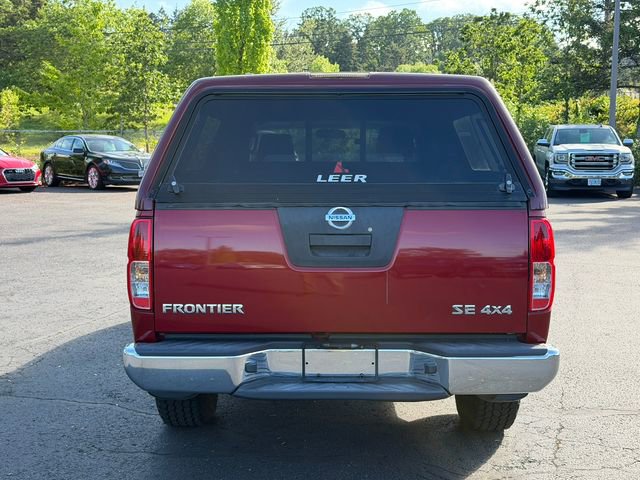 Used 2009 Nissan Frontier SE w/ SE Value Truck Pkg AWD/4WD image 4