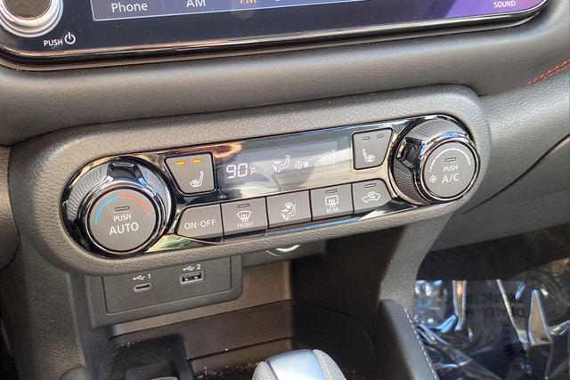 Used 2024 Nissan Kicks SR w/ SR Premium Package FWD image 16