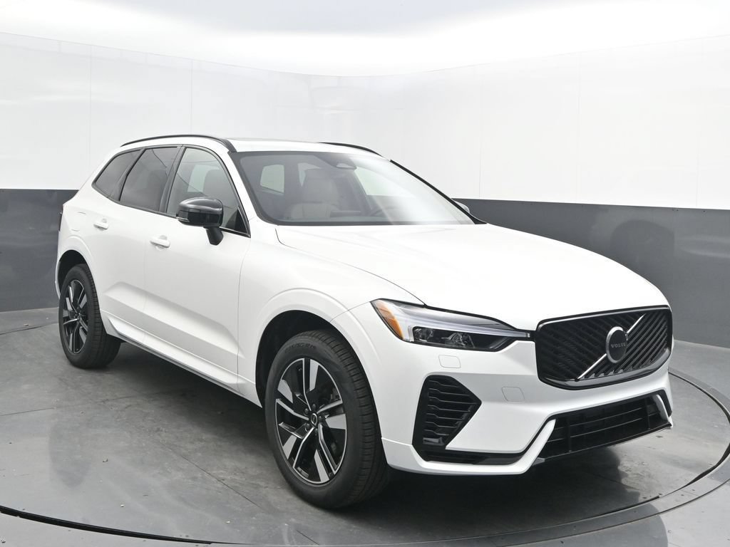 New 2026 Volvo XC60 T8 Core w/ Climate Package AWD/4WD image 9