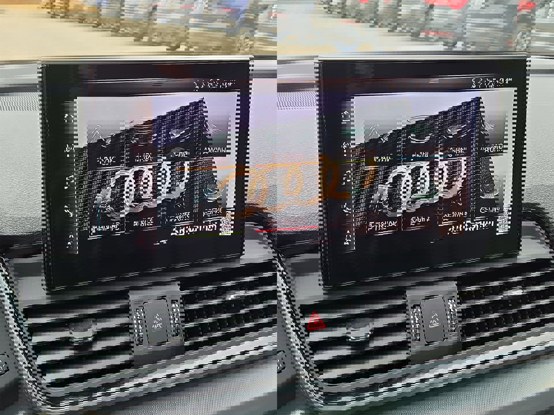 Certified 2025 Audi Q5 2.0T Premium w/ Convenience Plus Package image 18