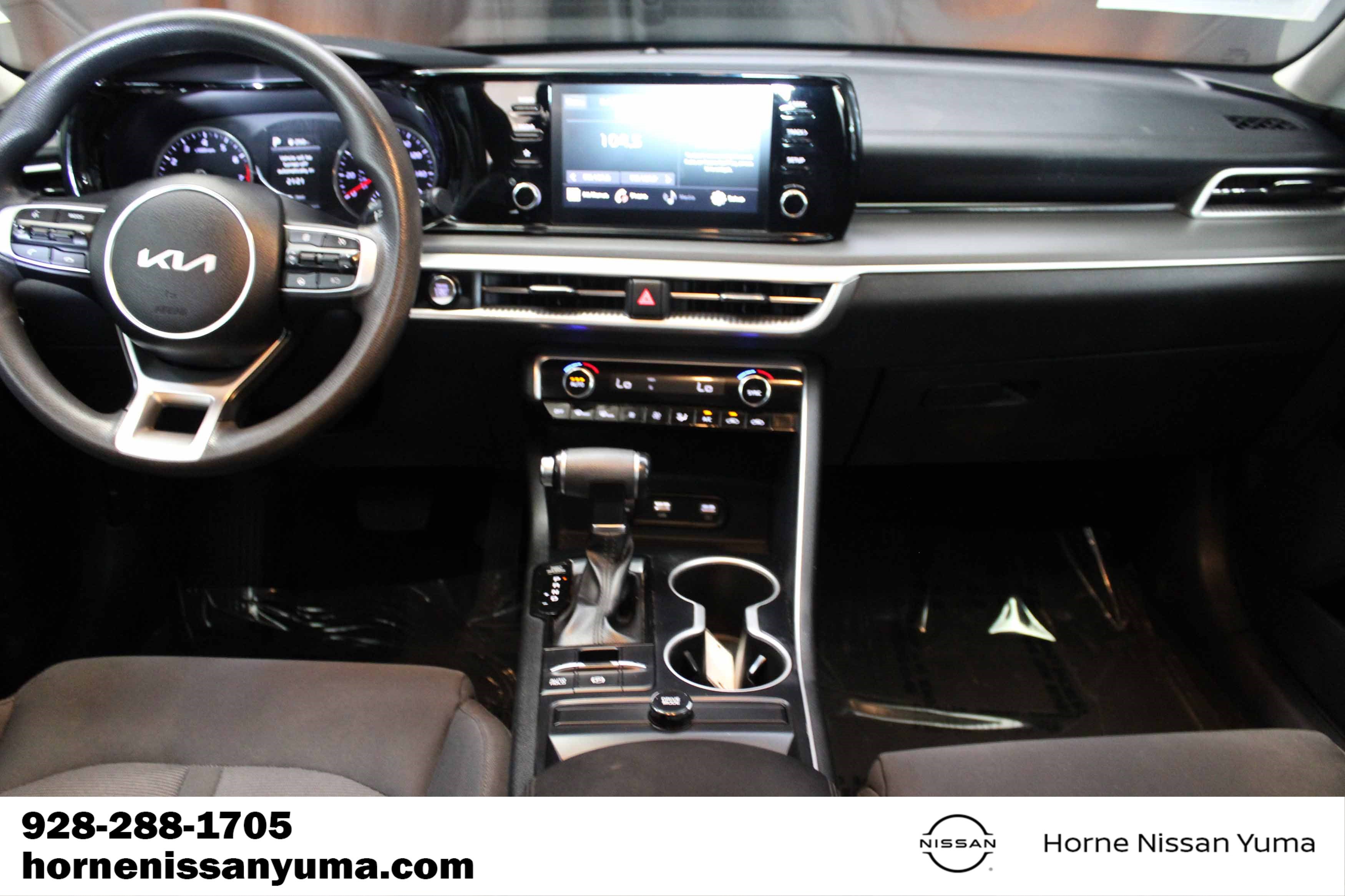 Used 2022 Kia K5 LXS FWD image 6