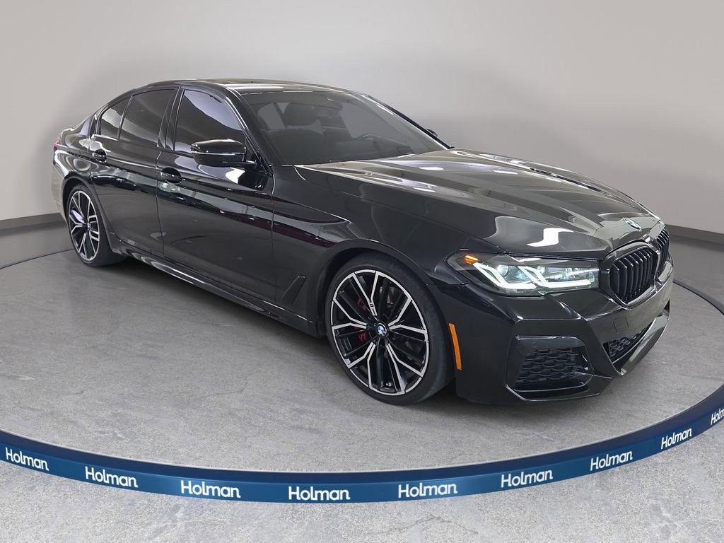 Used 2023 BMW 530i w/ M Sport Package RWD image 4