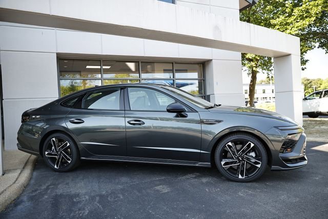 New 2026 Hyundai Sonata N Line FWD image 3