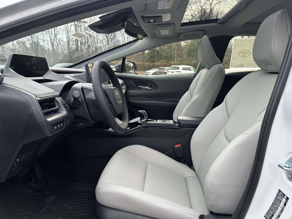 New 2026 Toyota Prius XLE image 18