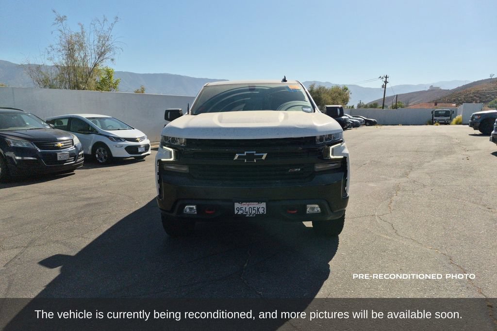Used 2022 Chevrolet Silverado 1500 LT Trail Boss w/ Convenience Package II AWD/4WD image 2